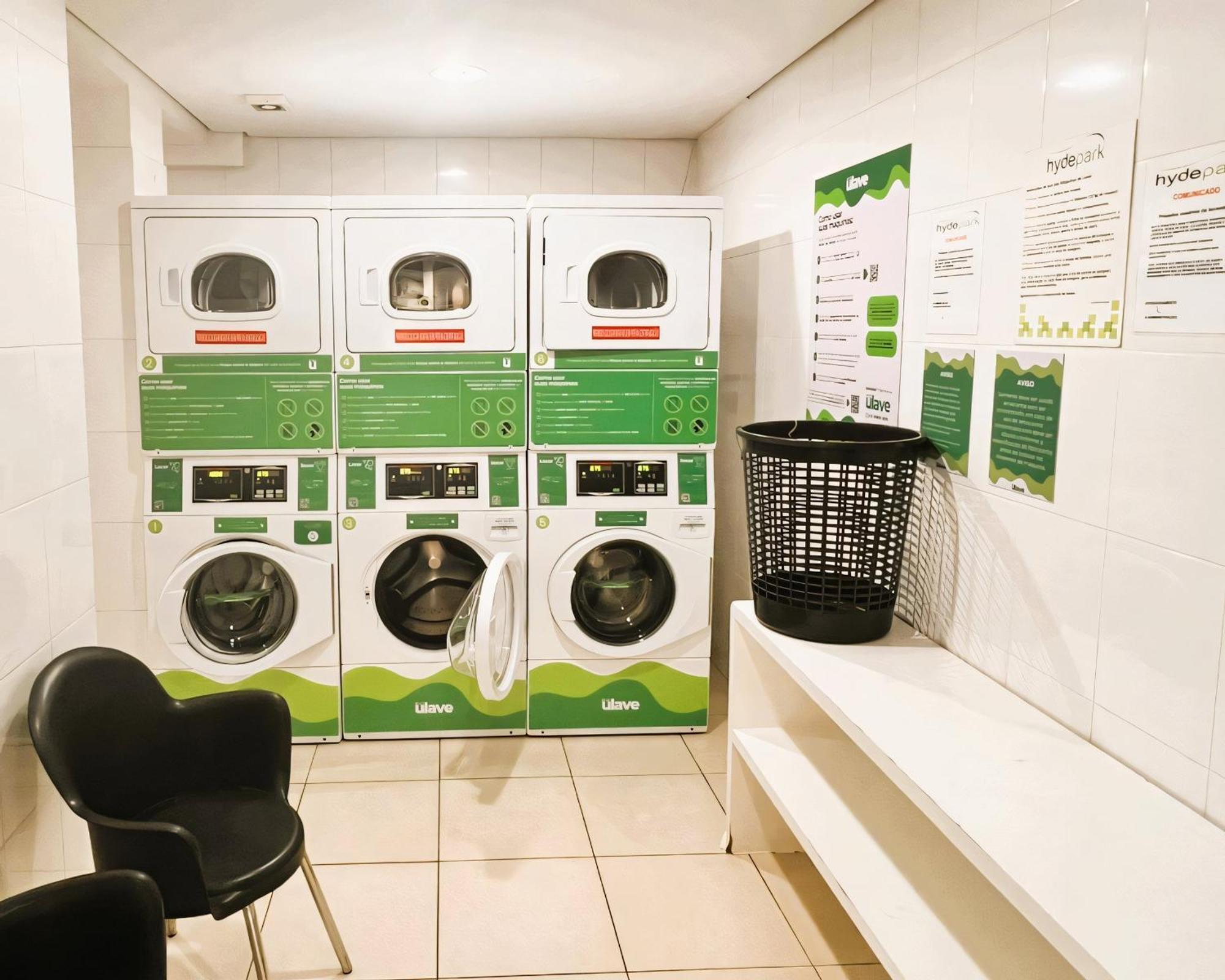 Apartamento No Local Do Centro